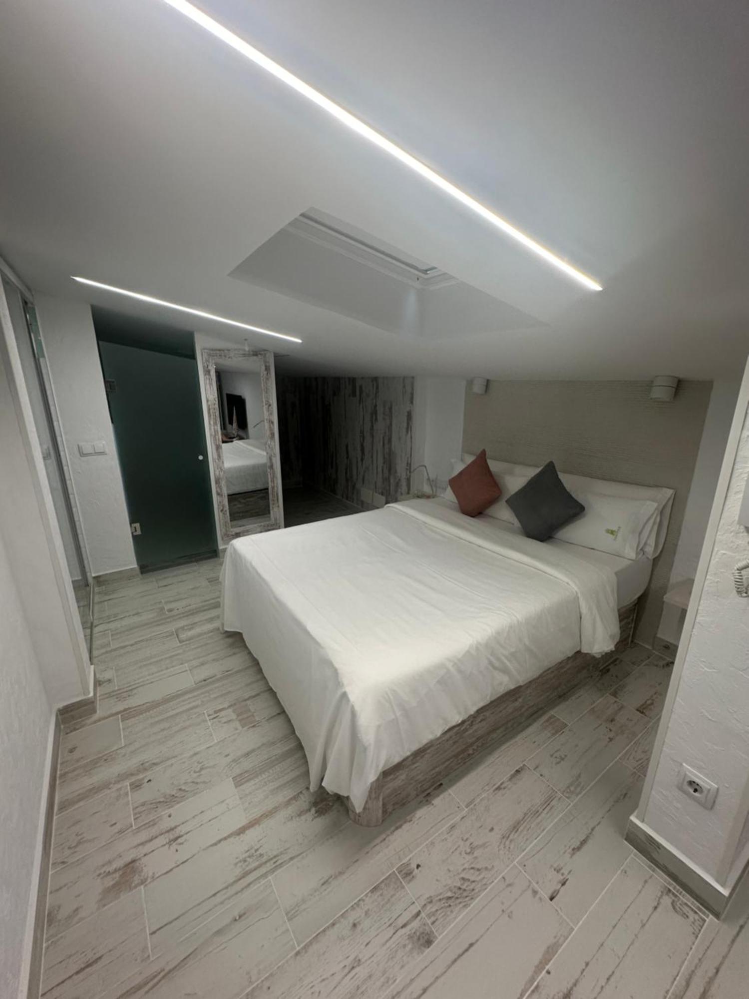 T-Homes - Cuenca Madrid Ngoại thất bức ảnh